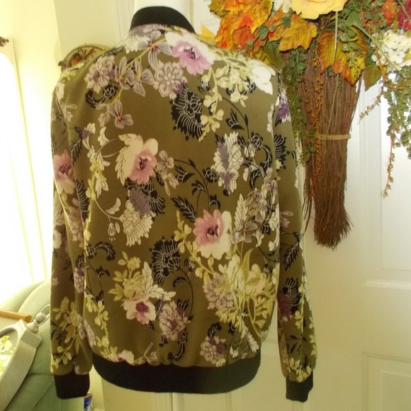 Floral Bomber Jacket - Picture 2 of 3